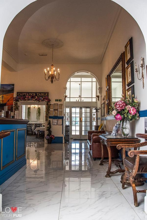 פורטסמות' Keppels Head Hotel מראה חיצוני תמונה