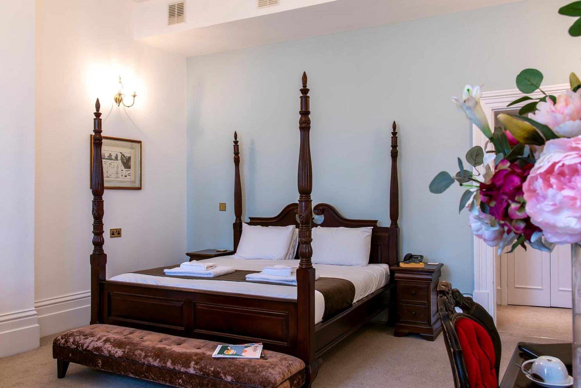 פורטסמות' Keppels Head Hotel מראה חיצוני תמונה