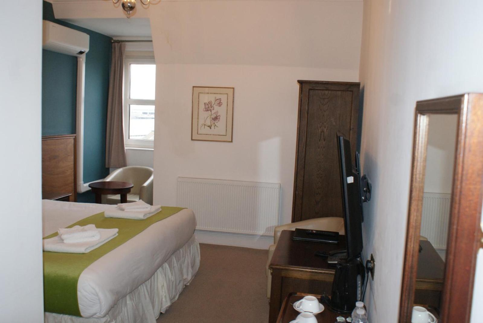 פורטסמות' Keppels Head Hotel מראה חיצוני תמונה